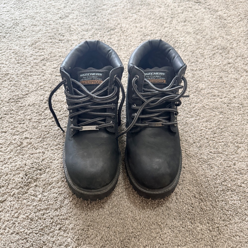 Skechers 4442 Waterproof Boots Mens 7.5 Black Leather Air-Cooled Memory Foam
